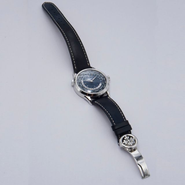 Patek Philippe Complications 5230P-001 Image 3
